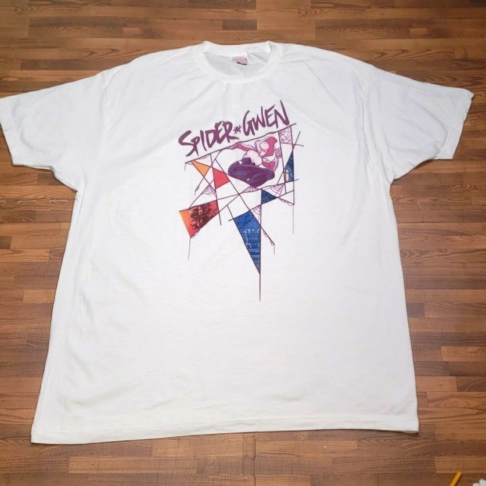 Marvel Spider- Gwen Tee-shirt plus size XXL